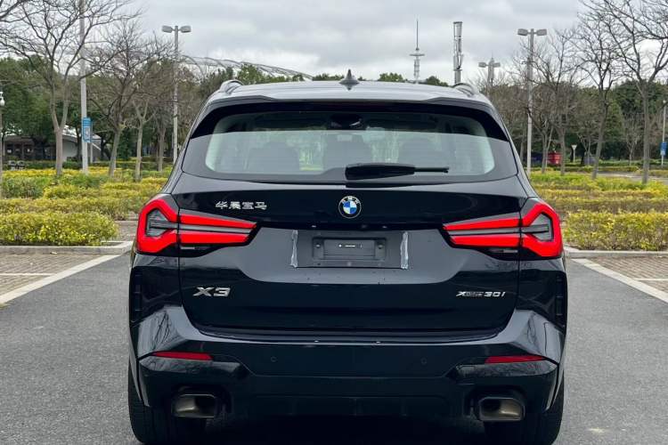 Used BMW X3 2023 xDrive30i Leading Model M Night Edition Package Exterior 5