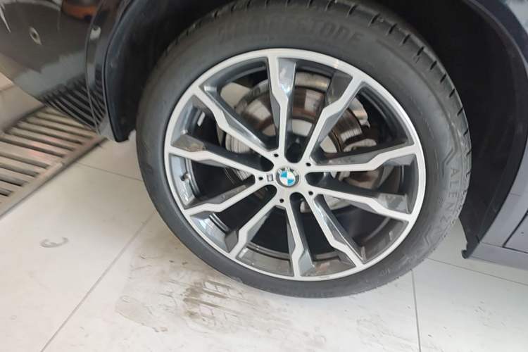 Used BMW X3 2023 xDrive30i Leading Model M Night Edition Package Exterior 5
