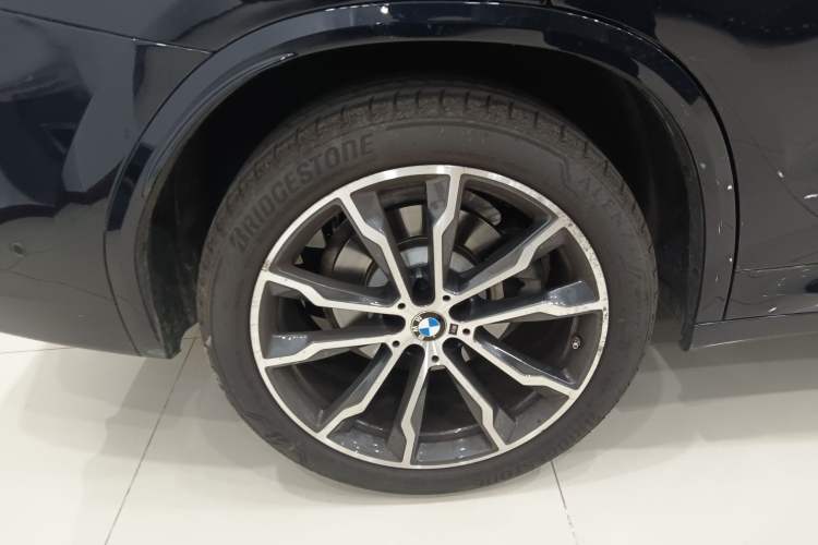 Used BMW X3 2023 Restyled xDrive30i Leading Edition M Night Sky Package Exterior 5