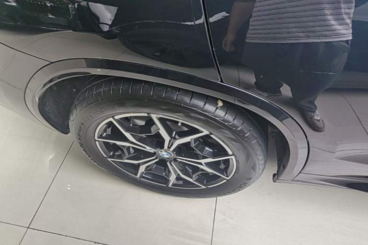 Used BMW X3 2023 xDrive25i M Sport Package Exterior 5