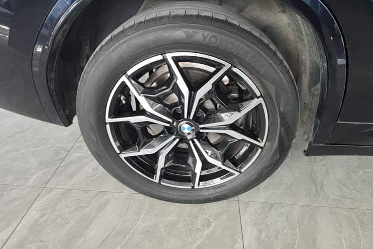 Used BMW X3 2023 xDrive25i M Sport Package Exterior 5
