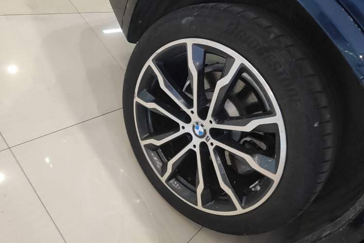 Used BMW X3 2023 xDrive30i Leading Model M Night Edition Package Exterior 5