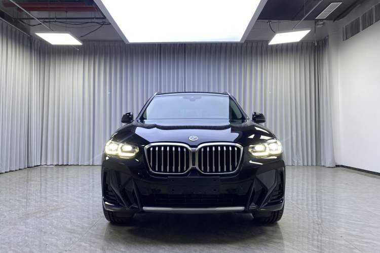 Used BMW X3 2023 xDrive25i M Sport Package Exterior 5