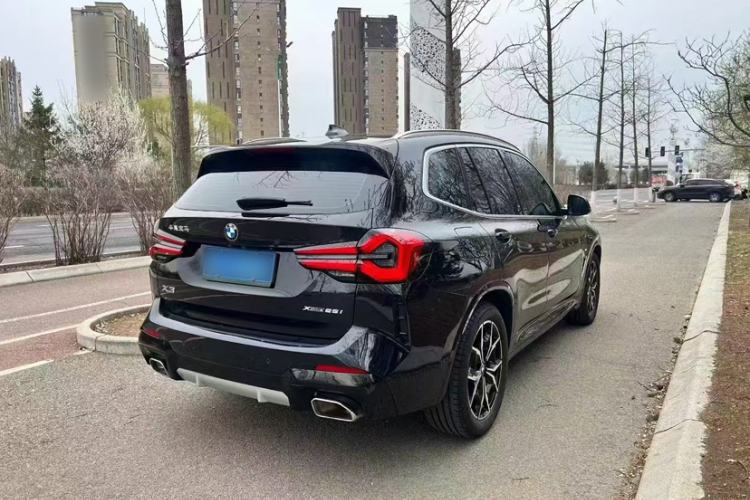 Used BMW X3 2023 xDrive25i M Sport Package Exterior 5
