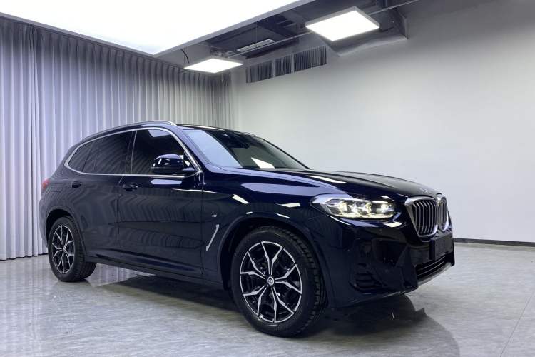 Used BMW X3 2023 xDrive25i M Sport Package Exterior 6