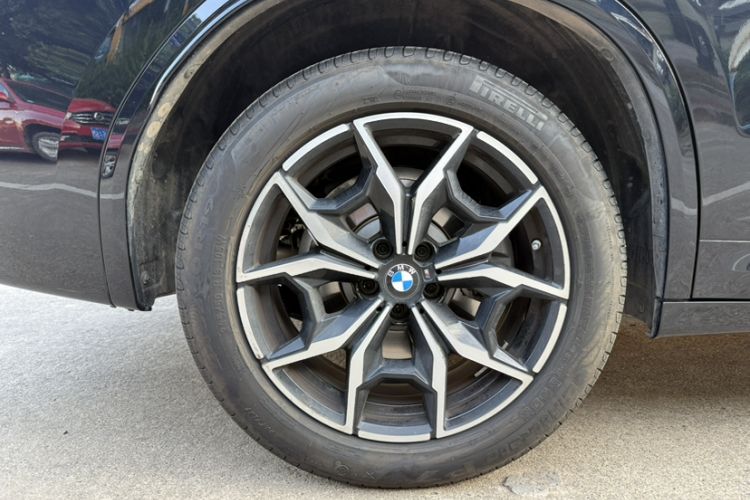 Used BMW X3 2023 xDrive25i M Sport Package Exterior 6