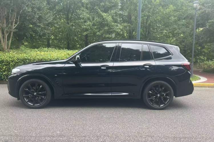 Used BMW X3 2023 Restyled xDrive30i Luxury Version M Night Edition Package Exterior 7