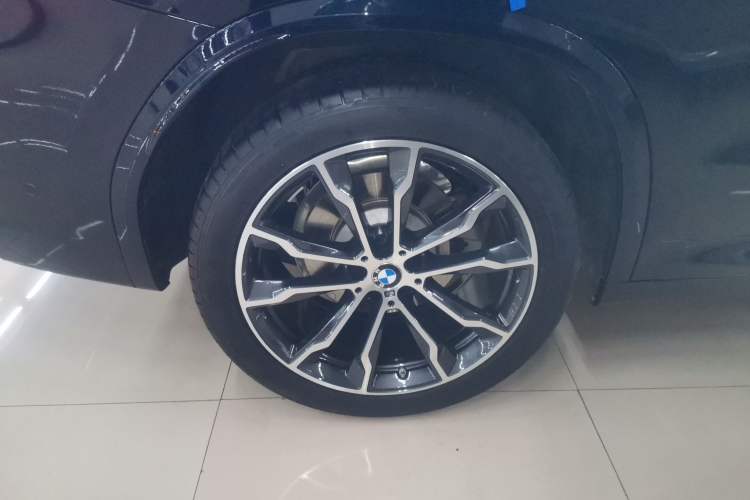 Used BMW X3 2023 Restyled xDrive30i Leading Edition M Night Sky Package Exterior 8