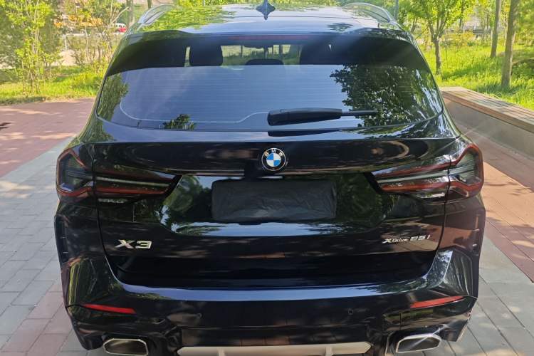 Used BMW X3 2023 xDrive25i M Sport Package Exterior 8