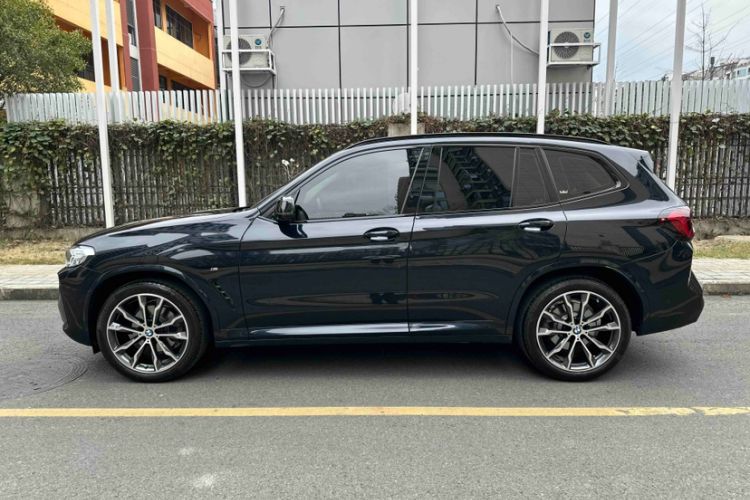 Used BMW X3 2023 Restyled xDrive30i Leading Edition M Night Sky Package Exterior 9