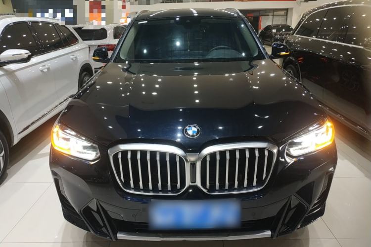 Used BMW X3 2023 xDrive25i M Sport Package Front