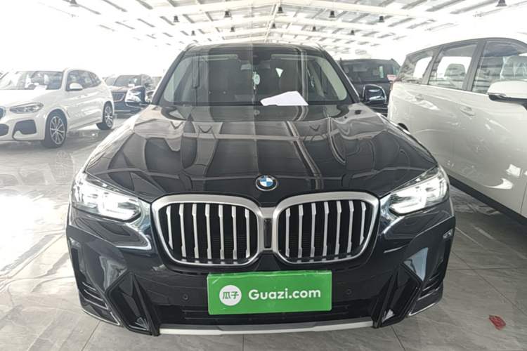 Used BMW X3 2023 xDrive25i M Sport Package Front