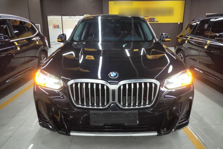 Used BMW X3 2023 xDrive25i M Sport Package Front