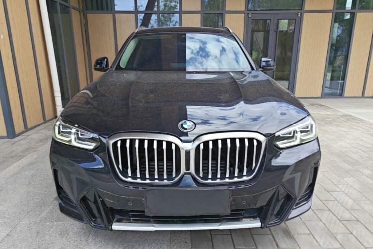 Used BMW X3 2023 xDrive25i M Sport Package Front