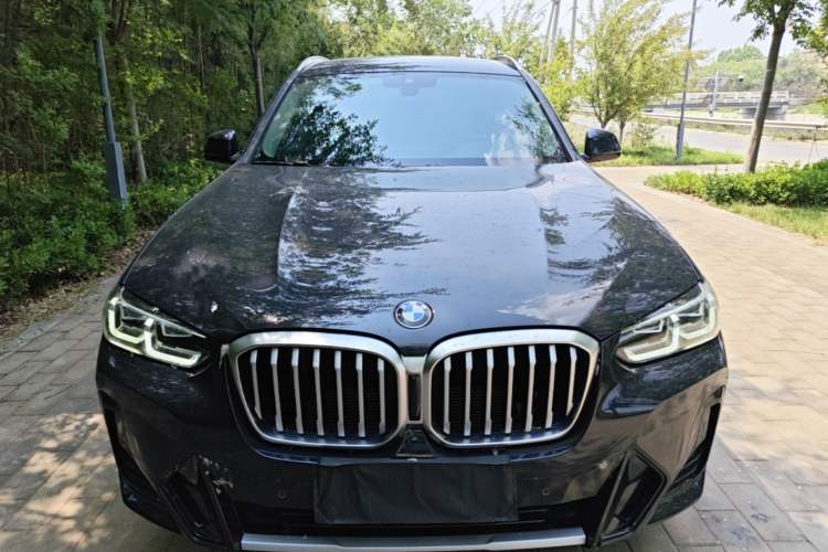 Used BMW X3 2023 xDrive25i M Sport Package Front