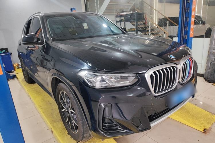 Used BMW X3 2023 xDrive25i M Sport Package Front Right 45 Deg