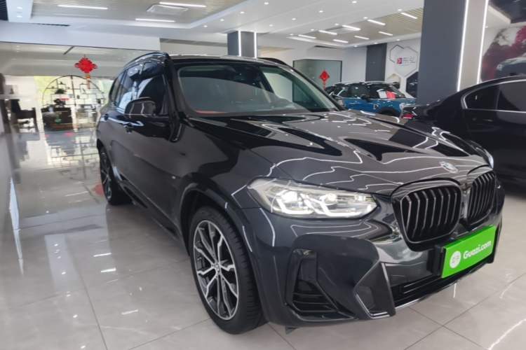 Used BMW X3 2023 Restyled xDrive30i Leading Edition M Night Sky Package Front Right 45 Deg