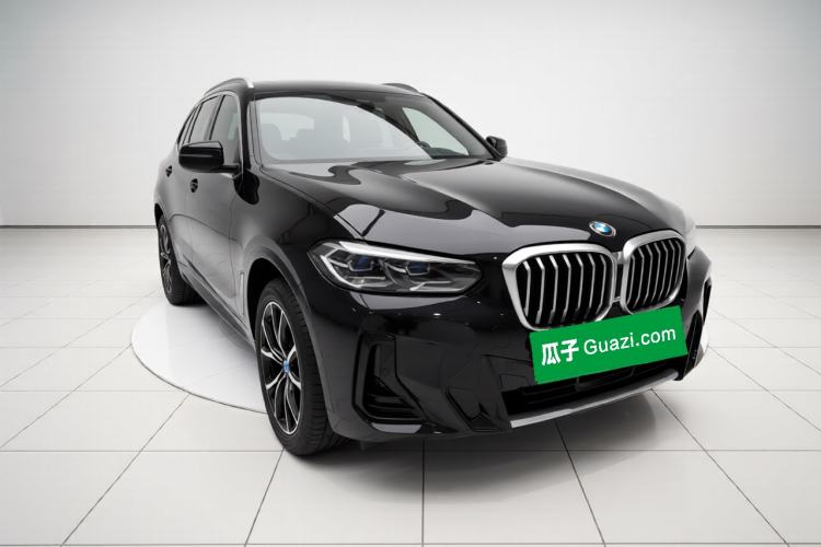 Used BMW X3 2023 xDrive25i M Sport Package Front Right 45 Deg