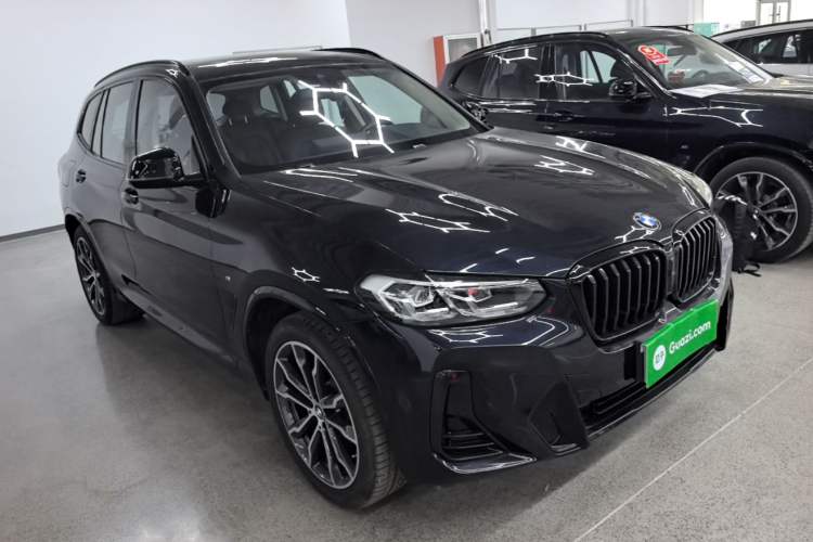 Used BMW X3 2023 Restyled xDrive30i Leading Edition M Night Sky Package Front Right 45 Deg