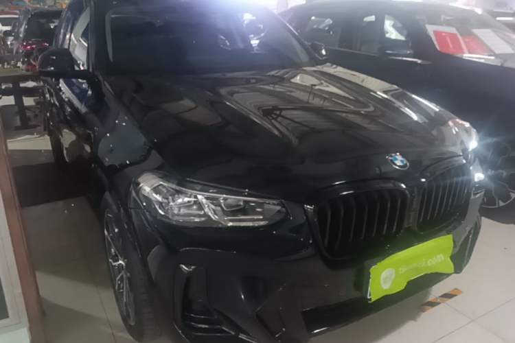 Used BMW X3 2023 Restyled xDrive30i Leading Edition M Night Sky Package Front Right 45 Deg
