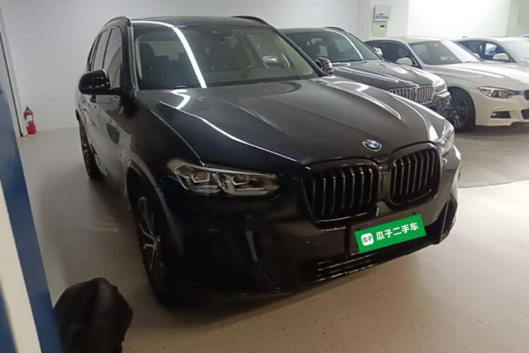 Used BMW X3 2023 xDrive30i Leading Model M Night Edition Package Front Right 45 Deg