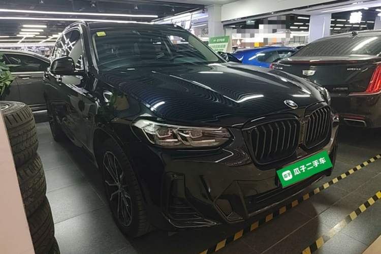 Used BMW X3 2023 Restyled xDrive30i Leading Edition M Night Sky Package Front Right 45 Deg