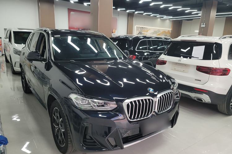 Used BMW X3 2023 xDrive25i M Sport Package Front Right 45 Deg