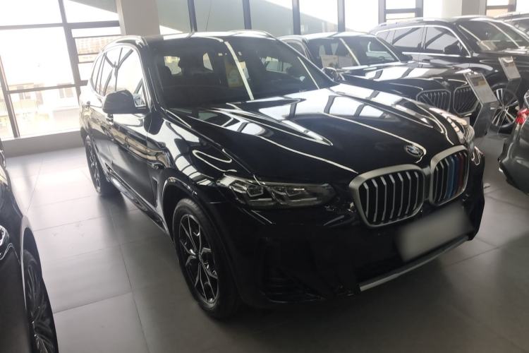 Used BMW X3 2023 xDrive25i M Sport Package Front Right 45 Deg