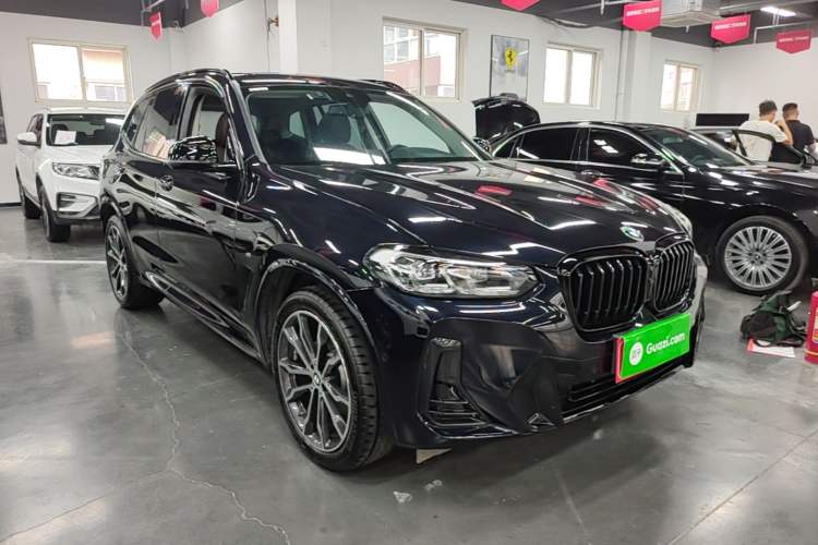 Used BMW X3 2023 Restyled xDrive30i Leading Edition M Night Sky Package Front Right 45 Deg