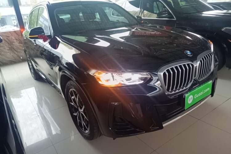 Used BMW X3 2023 xDrive25i M Sport Package Front Right 45 Deg