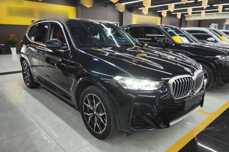 Used BMW X3 2023 xDrive25i M Sport Package Front Right 45 Deg
