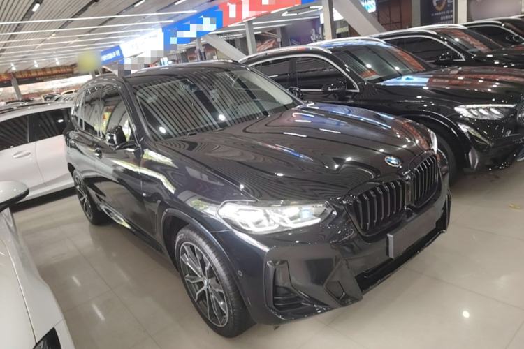 Used BMW X3 2023 xDrive30i Leading Model M Night Edition Package Front Right 45 Deg