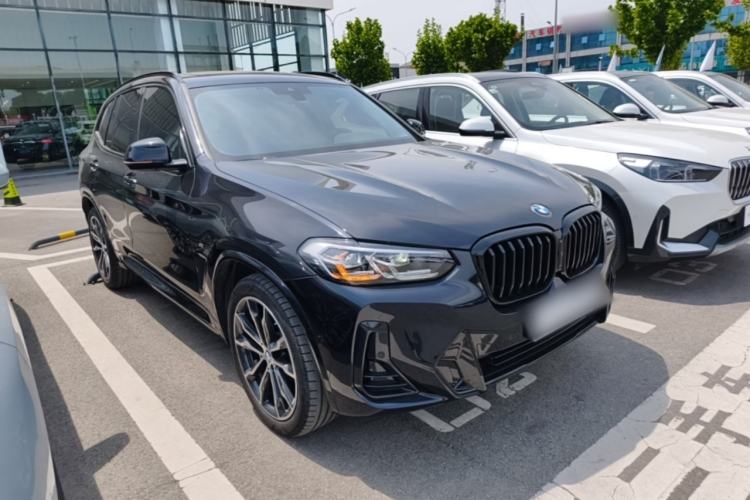 Used BMW X3 2023 Restyled xDrive30i Leading Edition M Night Sky Package Front Right 45 Deg