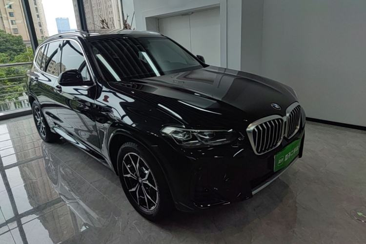 Used BMW X3 2023 xDrive25i M Sport Package Front Right 45 Deg