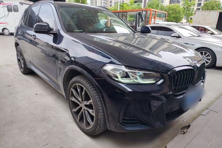Used BMW X3 2023 Restyled xDrive30i Leading Edition M Night Sky Package Front Right 45 Deg