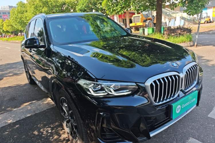 Used BMW X3 2023 xDrive25i M Sport Package Front Right 45 Deg