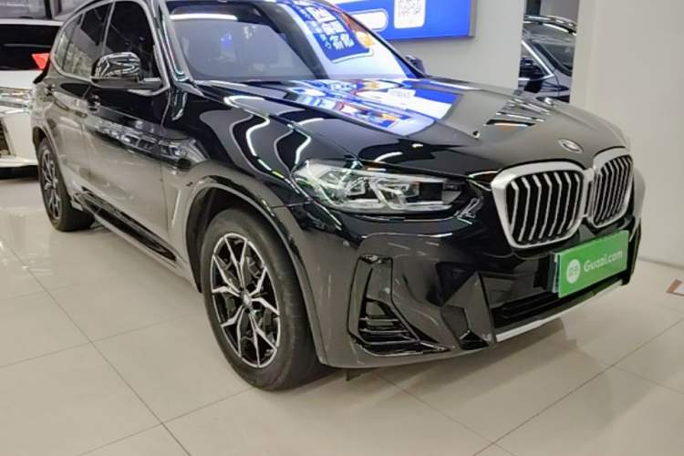 Used BMW X3 2023 xDrive25i M Sport Package Front Right 45 Deg