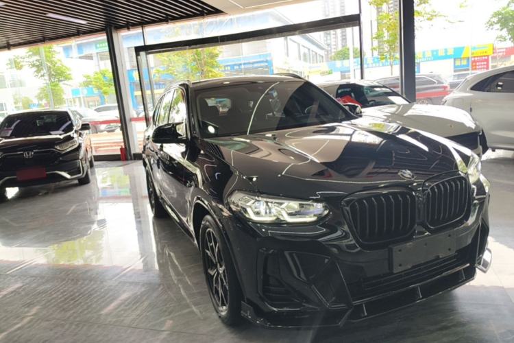 Used BMW X3 2023 xDrive25i M Sport Package Front Right 45 Deg