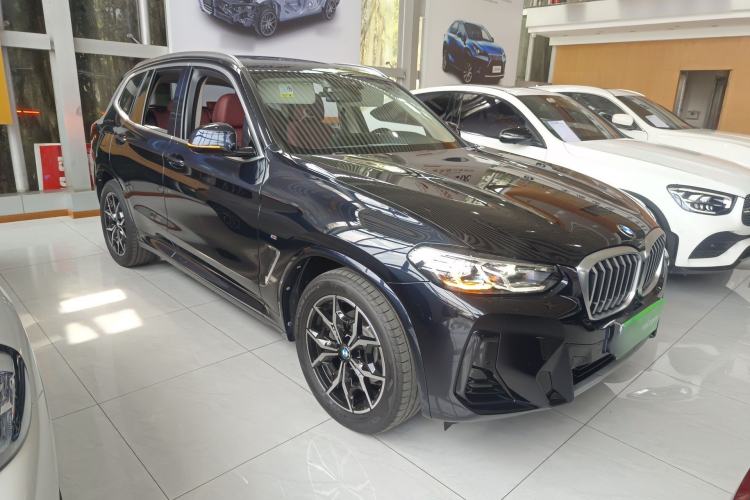 Used BMW X3 2023 xDrive25i M Sport Package Front Right 45 Deg