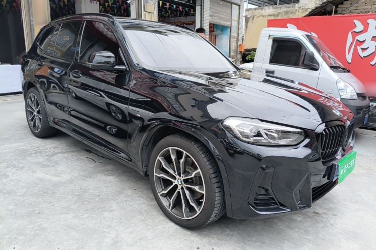 Used BMW X3 2023 Restyled xDrive30i Leading Edition M Night Sky Package Front Right 45 Deg