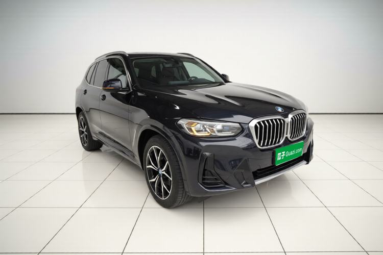 Used BMW X3 2023 xDrive25i M Sport Package Front Right 45 Deg
