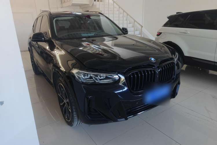 Used BMW X3 2023 Restyled xDrive30i Leading Edition M Night Sky Package Front Right 45 Deg