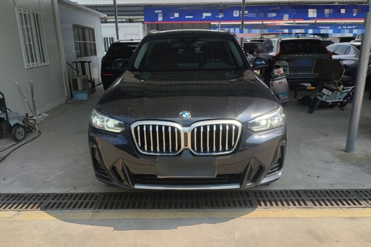 Used BMW X3 2023 xDrive25i M Sport Package Front