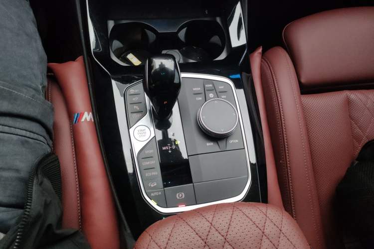Used BMW X3 2023 Restyled xDrive30i Leading Edition M Night Sky Package Gear Lever