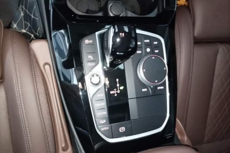 Used BMW X3 2023 xDrive25i M Sport Package Gear Lever