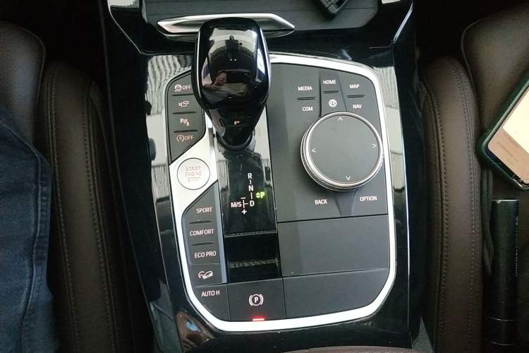 Used BMW X3 2023 xDrive30i Leading Model M Night Edition Package Gear Lever