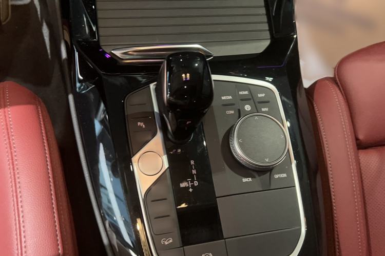 Used BMW X3 2023 xDrive25i M Sport Package Gear Lever