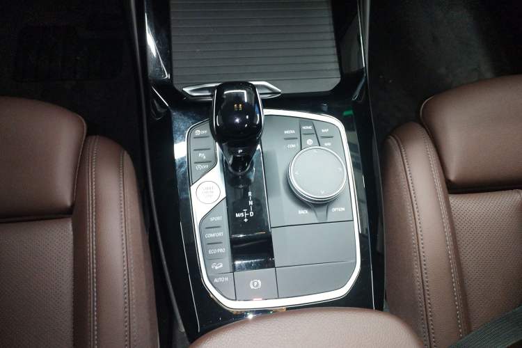 Used BMW X3 2023 xDrive25i M Sport Package Gear Lever