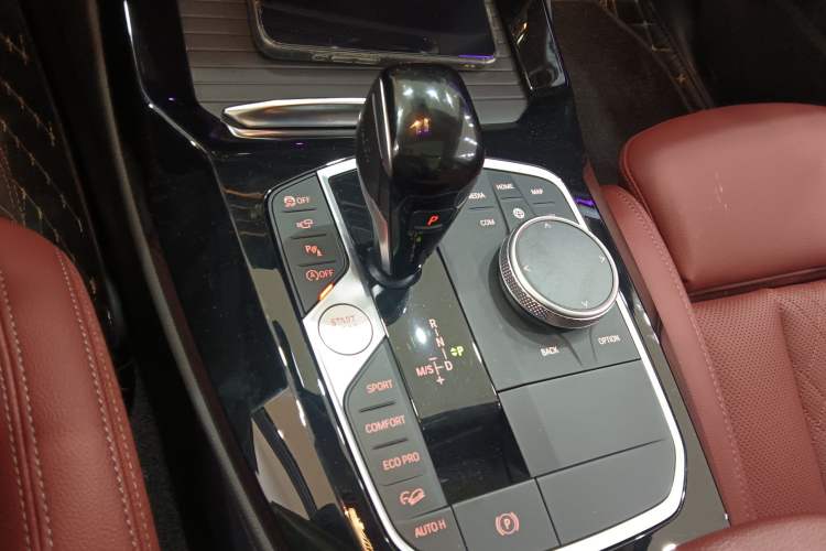 Used BMW X3 2023 Restyled xDrive30i Leading Edition M Night Sky Package Gear Lever