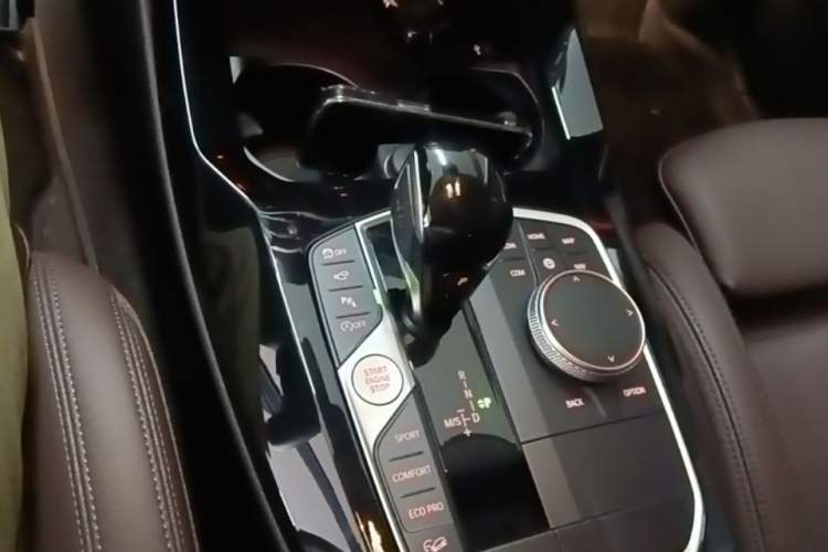 Used BMW X3 2023 xDrive30i Leading Model M Night Edition Package Gear Lever